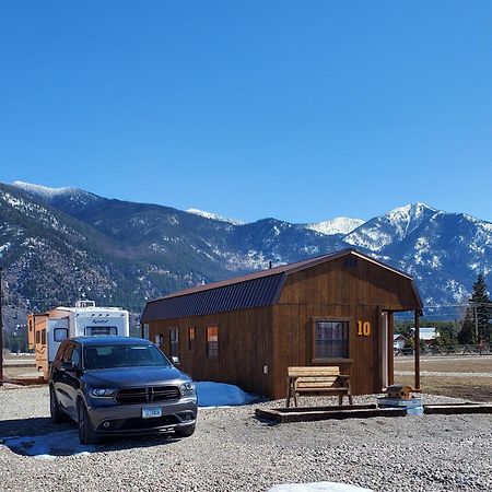 Glacier Acres Guest Ranch Columbia Falls Esterno foto