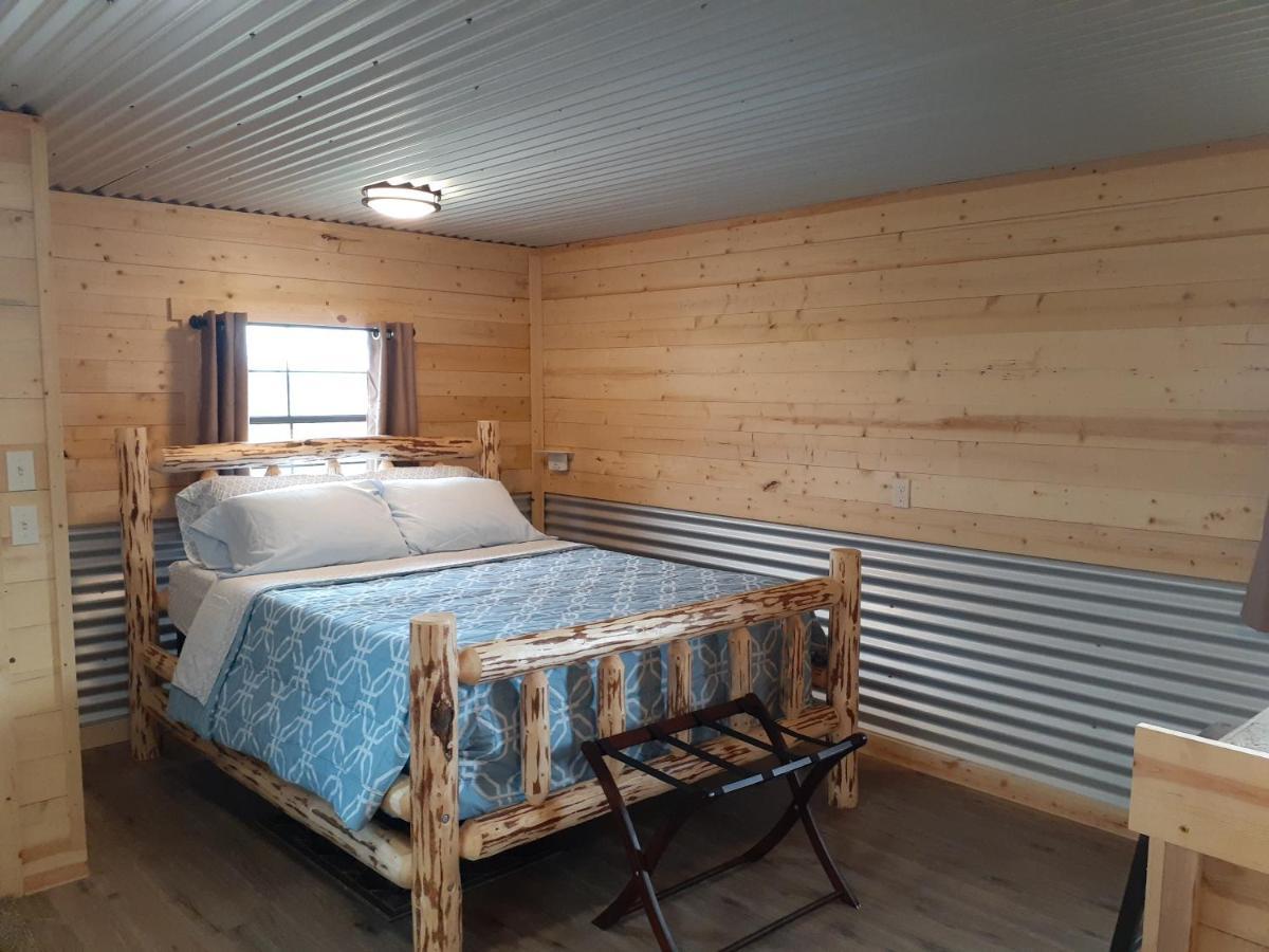 Glacier Acres Guest Ranch Columbia Falls Esterno foto