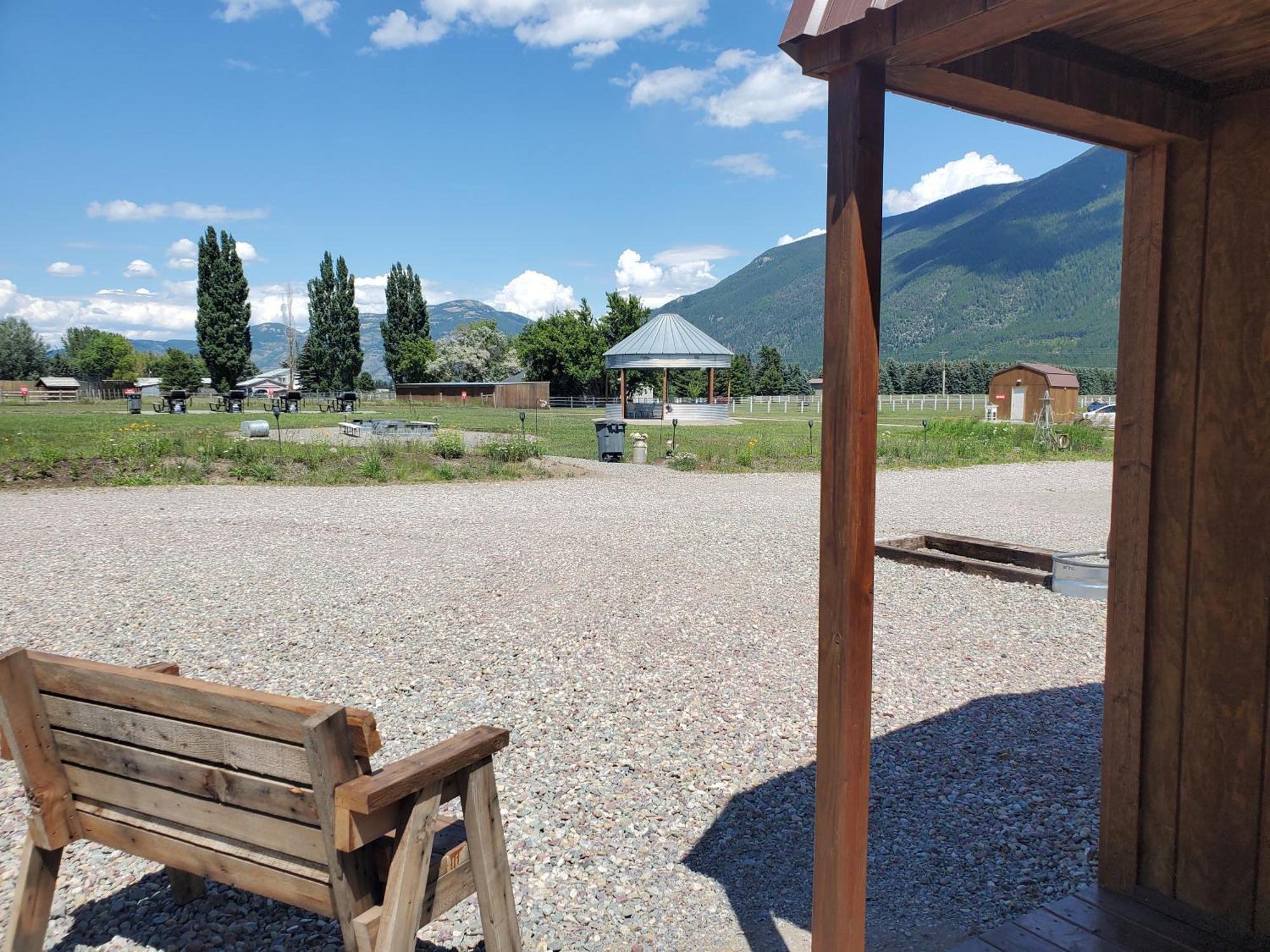 Glacier Acres Guest Ranch Columbia Falls Esterno foto